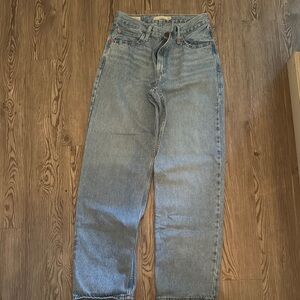 Levi’s Classic (Dad Jean) light Blue Denim Jeans